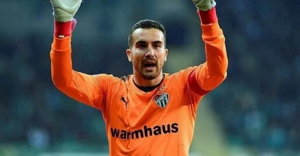 Fenerbahçe milli kaleci transferini bitirmek üzere!