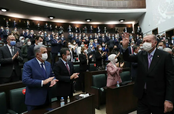 SON DAKİKA! Başkan Erdoğan'dan ekonomiye dair güven mesajları: Asgari ücrette dar gelirlilerin üzerindeki yükü hafifleteceğiz-6