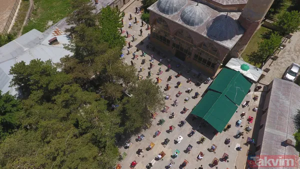 Koronavirüs sonrası ilk cuma namazı! Türkiye'nin dört bir yanından görüntüler geldi - 16