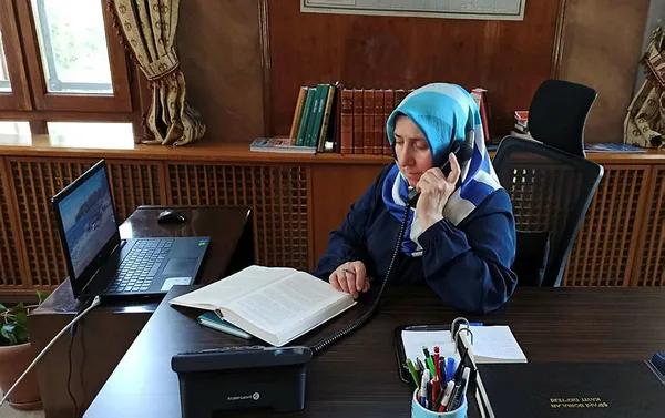 alo-fetva-kurban-bayraminda-gunluk-ortalama-1000-soruya-cevap-veriyor-1596129560737.jpg Alo Fetva Kurban Bayramı'nda günlük ortalama 1000 soruya cevap veriyor-2