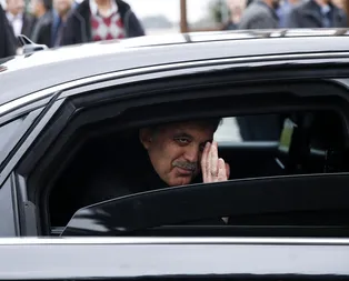 Gül’ü siyasal intihara motive eden dostları!