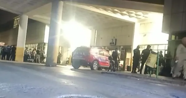 gaziantepte-gozu-donen-damat-dehset-sacti-1-olu-4-yarali-1691201091382.jpeg Gaziantep'te gözü dönen damat dehşet saçtı: Ölü ve yaralılar var-4