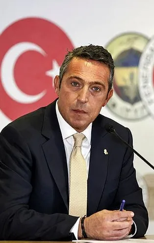 Usta spor yazarı Hıncal Uluç'tan Ali Koç'a sert sözler: Kukla gibi karşısına dizdi
