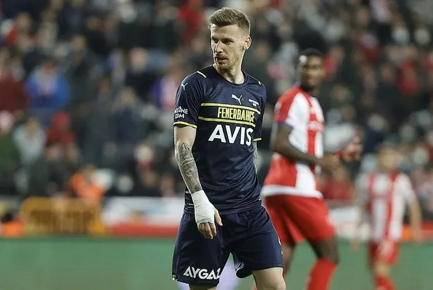 premier-lig-ekibi-crystal-palace-osayi-icin-turkiyeye-geliyor-1651095244291.jpeg Premier Lig ekibi Crystal Palace Osayi için Türkiye'ye geliyor-5