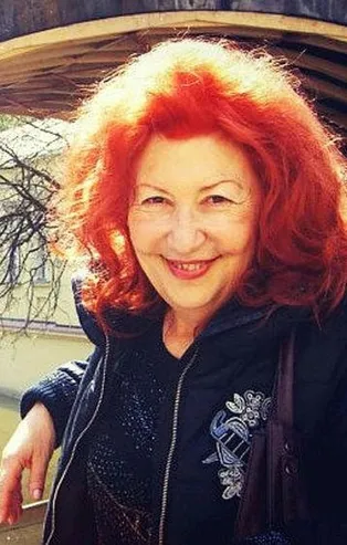 CHP'deki skandalı ifşa eden Nazlı Eray'ın 10 yıl önce bir röportajda tacizi anlattığı ortaya çıktı