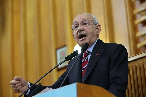 chpde-protokol-krizi-kilicdaroglu-calissaydiniz-beni-bu-duruma-sokmasaydiniz-deyip-pmde-esti-gurledi-aksenere-1690283509303.jpeg CHP'de 'protokol' krizi! Kılıçdaroğlu "Çalışsaydınız, beni bu duruma sokmasaydınız" deyip PM'de esti gürledi: Akşener'e 'Bakanlık' resti-4