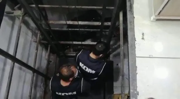 Cep telefonu kaçakçılarına "Sinyal" operasyonu!-5