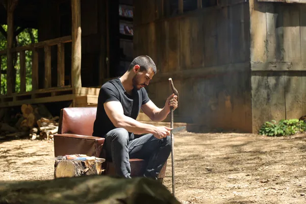 yalniz-kurt-17-bolum-2-fragmani-yayinlandi-turk-milleti-vatanindan-gayrisina-sigmaz-1652815461909.jpg Yalnız Kurt 17. bölüm 2. fragmanı yayınlandı: “Türk milleti vatanından gayrısına sığmaz”-5