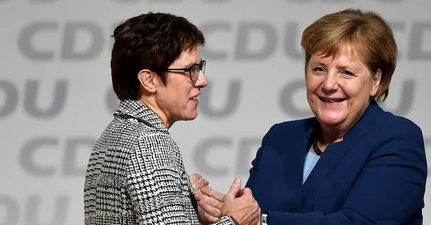 Son dakika: Merkel'in halefi belli oldu!