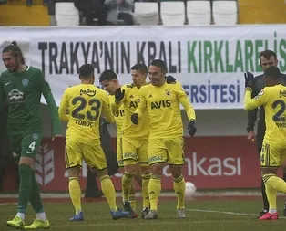 Fener yolu yarıladı