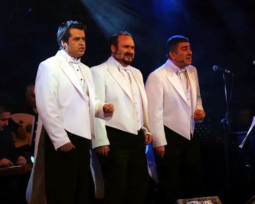 Ferda Anıl Yarkın kimdir? Ferda Anıl Yarkın kaç yaşında, şarkıları neler?-2