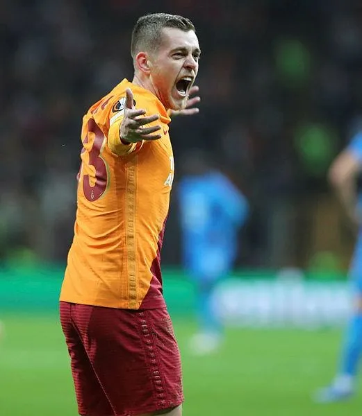 galatasaray-gozunu-rekora-dikti-hedef-avrupanin-en-iyi-grup-performansi-1637965313407.jpeg Galatasaray gözünü rekora dikti! Hedef Avrupa'nın en iyi grup performansı-2