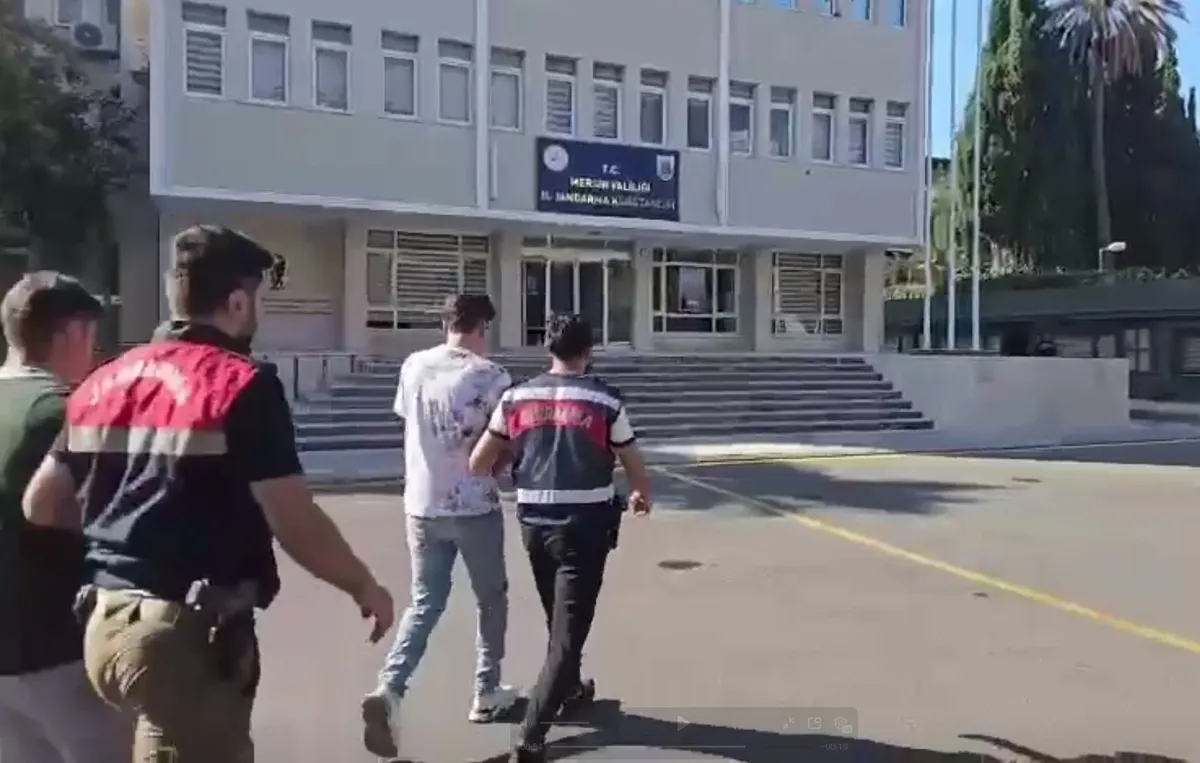 mersinde-yasa-disi-bahis-sorusturmasinda-80-kisi-hakkinda-gozalti-karari-20-milyarlik-islem-hacmi-1785138537584.jpeg İkinci soruşturma kapsamında 56 şüpheli tespit edildi.