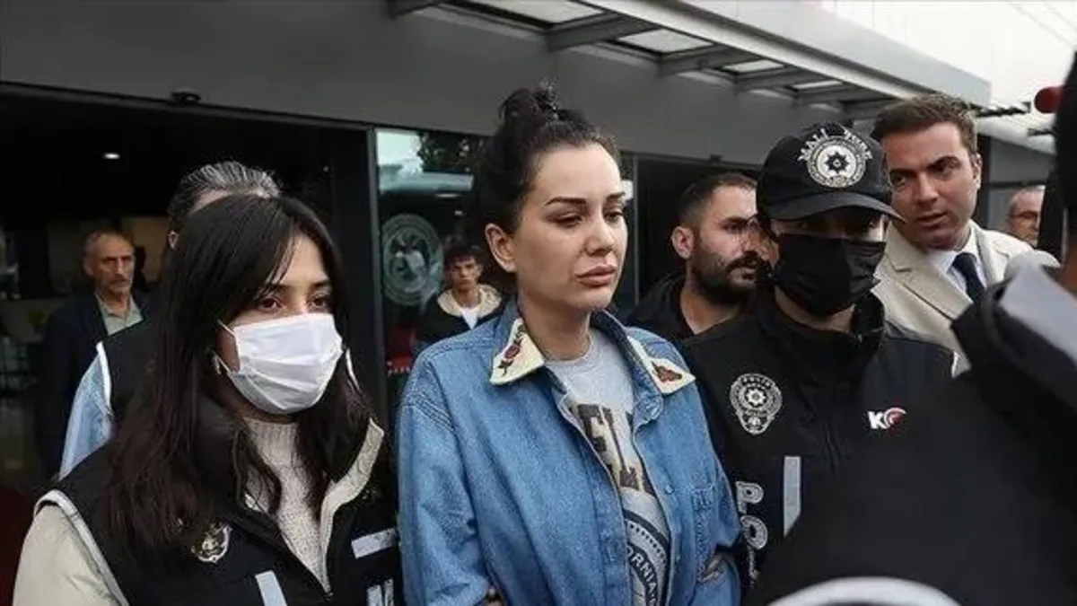 Dilan Polat çılgına döndü! Savcılığa koştu: Babanın ananı neden öldürdüğünü söylersem...