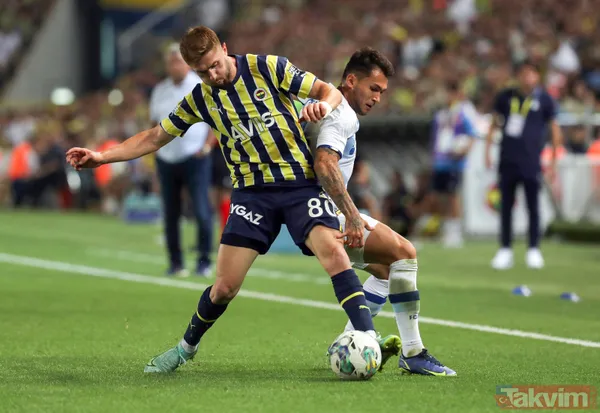 Yakışmadı! Dinamo Kiev'in golü sonrası Fenerbahçe taraftarından 'Vladimir Putin' tezahüratı: Lucescu stadı terk etti - 9