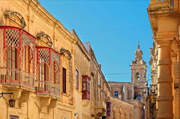 Malta vatandaşı olan Türkler listesine Sabancı ailesi damga vurdu