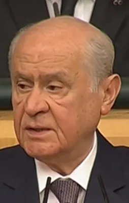 Bahçeli: 2019'u beklememiz mümkün değil