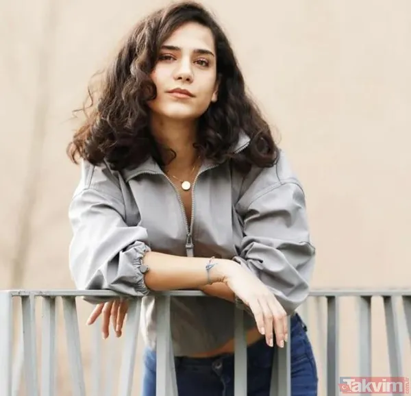 Yaprak Dökümü’nün Ayşe’si Şebnem Ceceli son haliyle şaşırttı! Gören Buse Varol sandı! Gökçe Bahadır ve Fahriye Evcen’in minik kardeşiydi... - 25