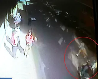 Motosikletle çarptı! Hiçbir şey olmamış gibi kaçtı