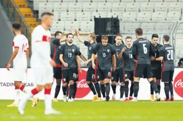EURO 2020’de bugün 3 maç var
