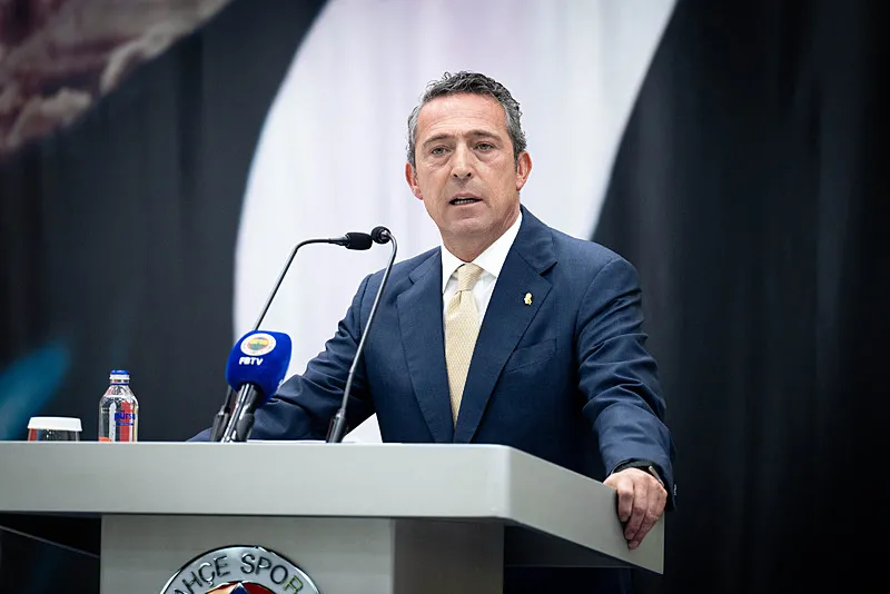 Fenerbahçe'de ıslak imzalar atılıyor! 4 yıldız yolda - 10