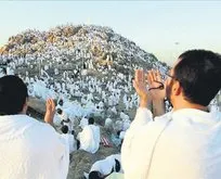Kutsal topraklarda Hac heyecanı: 1 milyon 800 bin hacı Arafat’a çıkıyor!