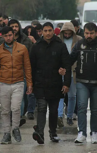 Adana'da uyuşturucu operasyonu: 5 tutuklama