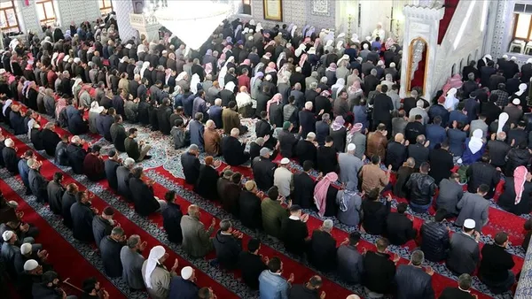 Son dakika: 20 yaş altı ve 65 yaş üstü cuma namazı kılabilecek mi? İçişleri Bakanlığı'ndan flaş açıklama-2