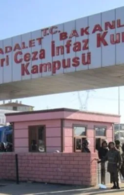 Silivri cezaevi müdürü FETÖ'den gözaltına alındı