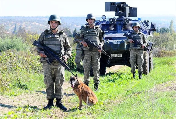 milli-savunma-bakanligi-duyurdu-hudut-birlikleri-feto-ve-pkk-mensubu-4-kisiyi-sinirda-yakaladi-1651423097247.jpeg Milli Savunma Bakanlığı duyurdu: Hudut birlikleri FETÖ ve PKK mensubu 4 kişiyi sınırda yakaladı-2