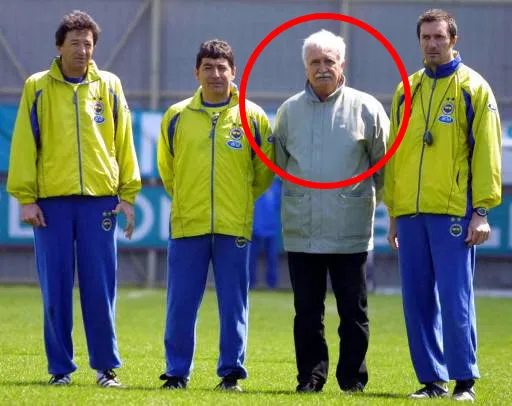 fenerbahcenin-aci-gunu-eski-teknik-direktoru-hayatini-kaybetti-1598118710949.jpg Fenerbahçe'nin acı günü! Eski teknik direktörü hayatını kaybetti-2