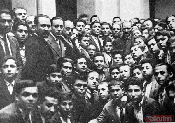 Mustafa Kemal Atatürk'ün son 19 Mayıs'ı! İşte arşivden çıkan 19 Mayıs fotoğrafları - 38