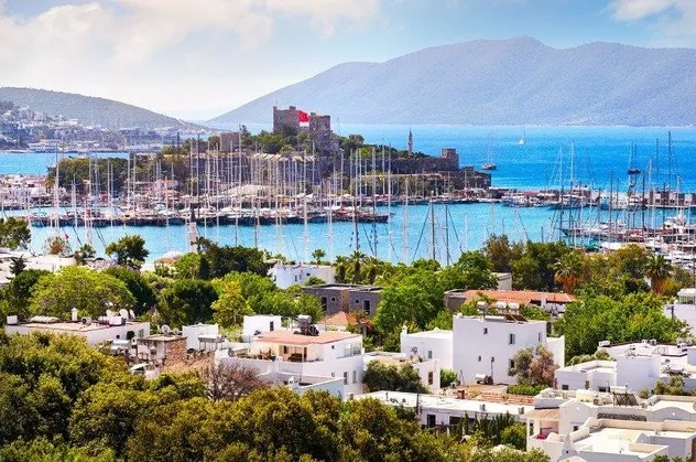 Ege'de dükkanlar açıldı: Fiyatlar cep yaktı