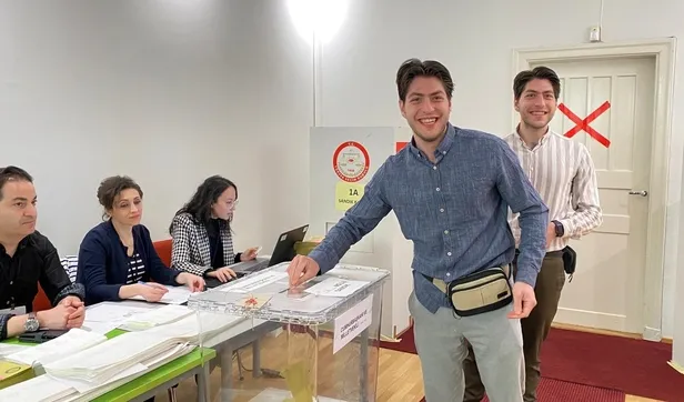 Türkiye'deki Cumhurbaşkanı ve Milletvekili Seçimleri için Finlandiya'da oy verme işlemi başladı!-2