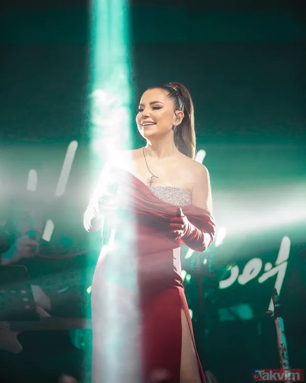 İkinci bebeğine hamile olan Merve Özbey’in son haline bakın! Süper minisiyle ortalığı kasıp kavurdu Demet Özdemir kayıtsız kalmadı - 20