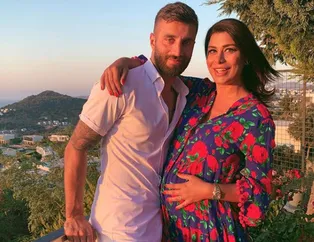 Çıplak fotoğrafları için ’O eskiden kaldı şikayeti!