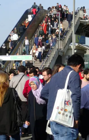 Son gününde TÜYAP'a binlerce insan akın etti