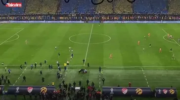 Fenerbahçe’nin yeni transferleri taraftara koştu