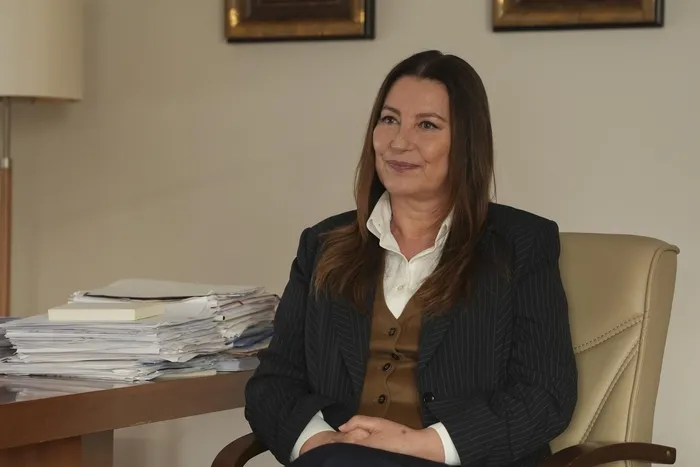 aldatmak-51-bolum-2-fragmani-yayinlandi-bunu-yapacak-cesaretli-bir-kisi-cikar-iste-1703575545766.jpg Aldatmak 51. bölüm 2. fragmanı yayınlandı: "Bunu yapacak cesaretli bir kişi çıkar işte!"-6