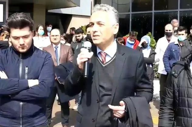 FETÖ kaosunun maşası doktor sendikaları! Hekimsen Genel Başkanı Adil Kurban'ın skandal sözleri sahnelenen kirli oyunu gözler önüne serdi