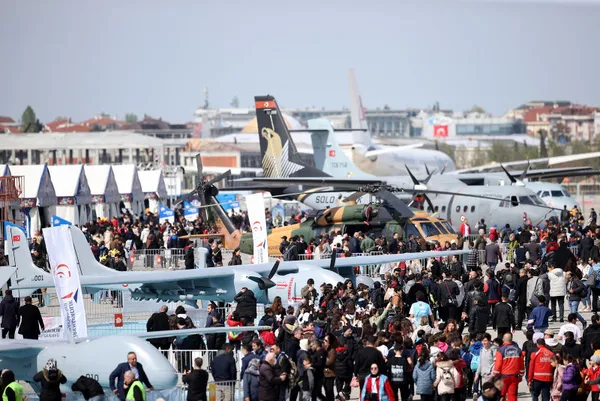 son-dakika-teknofest-basladi-baykar-teknoloji-lideri-selcuk-bayraktardan-tepki-sadece-aziz-milletimizin-evlatl-1682674067616.jpg Son dakika: TEKNOFEST başladı! Baykar Teknoloji Lideri Selçuk Bayraktar'dan tepki: Sadece Aziz milletimizin evlatları dokunabilir-8