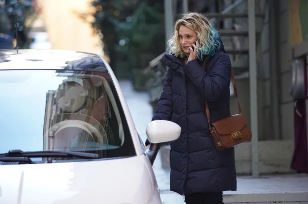 Masumlar Apartmanı'nda ölümüne meydan okuyor ama bu kez sert kayaya çarpıyor! 14.yeni bölümde Safiye, Gülben, Han allak bullak-5