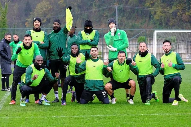 besiktas-kara-bulutlari-dagitmak-istiyor-super-ligde-5-mactir-kazanamayan-kara-kartal-hedef-mutlak-galibiyet-1639258358237.jpeg Beşiktaş kara bulutları dağıtmak istiyor! Süper Lig'de 5 maçtır kazanamayan Kara Kartal'da hedef mutlak galibiyet-19