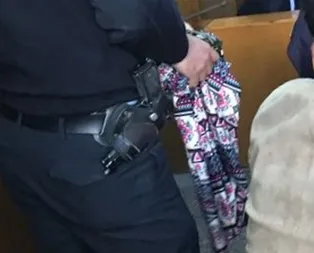 TÜRKSAT davasında etekli protesto