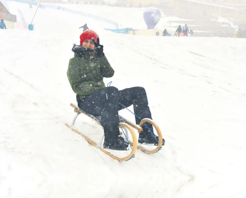 Bahara inat kar keyfi