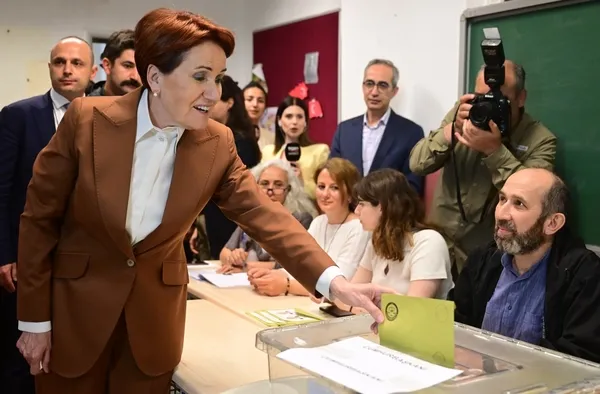 Türkiye sandık başında! Başkan Recep Tayyip Erdoğan oyunu kullandı-15