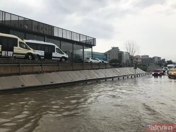 Meteoroloji uyarmıştı! Pendik'te araçlar mahsur kaldı, trafik durdu - 11