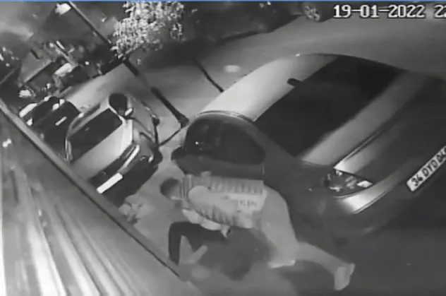 Sokakta husumetlisine kurşun yağdırdı! Yer: İstanbul