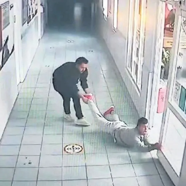 Dayakçı öğretmene ödül gibi görev