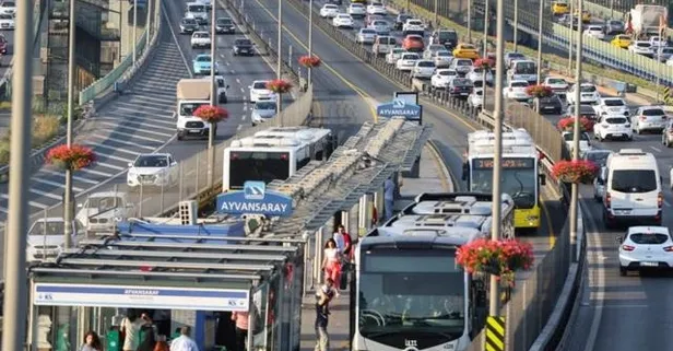 2, 3 ve 4 Mayıs Ramazan Bayramı'nda otobüs, metro, metrobüs, tramvay, marmaray bedava mı? Bayramda toplu taşıma ücretsiz mi 2022?